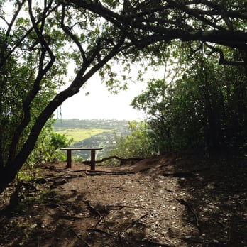 Nounou Trail - Hiking Near Me - Kapaa, Hawaii