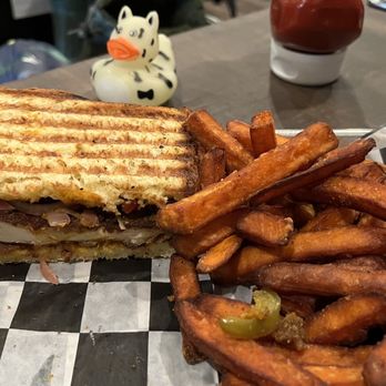 City Cafe  - BBQ chicken panini - Gluten-Free Near Me - Whitesboro, New York