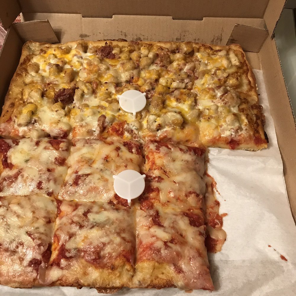 Sicilia D'oro IV - Square pie 1/2 chicken bacon and ranch - Pizza Near Me - Valley Stream, New York Sicilia D'oro IV - Square pie 1/2 chicken bacon and ranch - Pizza Near Me - Valley Stream, New York