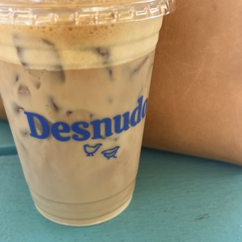 Desnudo Coffee - Iced latte with THREE shots of espresso - Coffee Roasteries Near Me - Austin, Texas