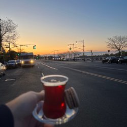 Wildberry - Turkish tea and Macarons