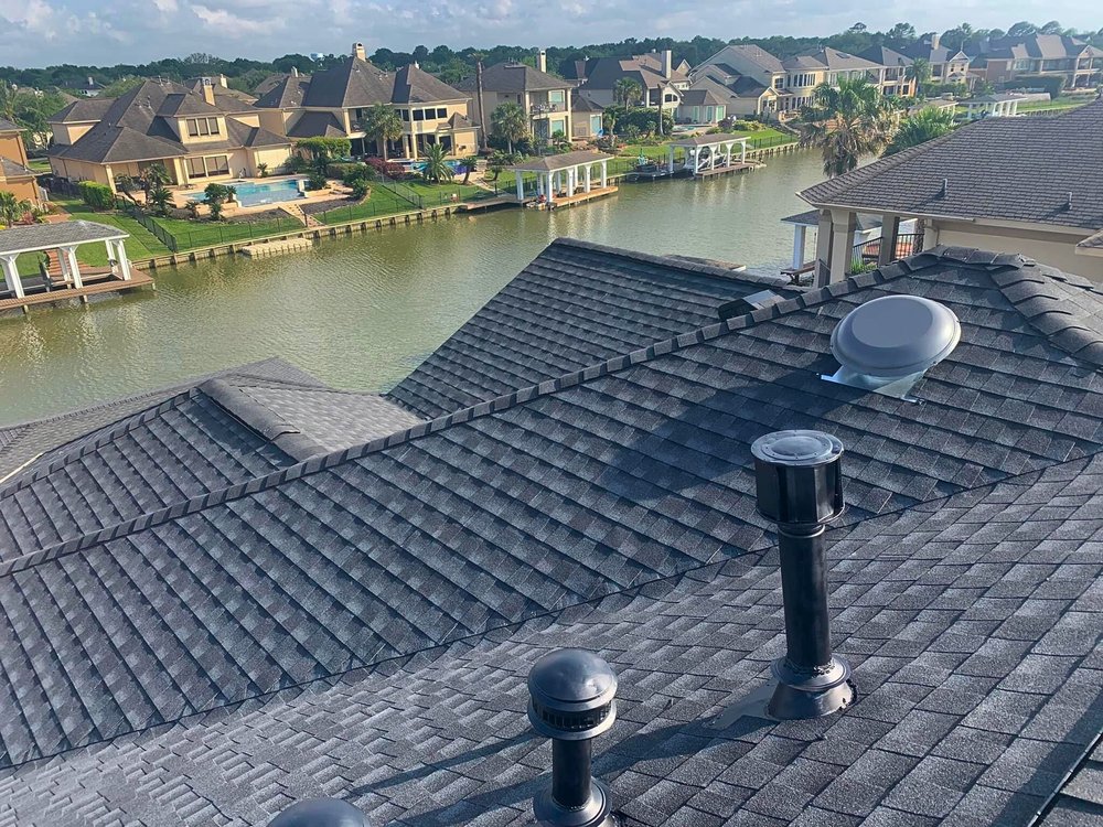 Slide of Holladay Family Roofing