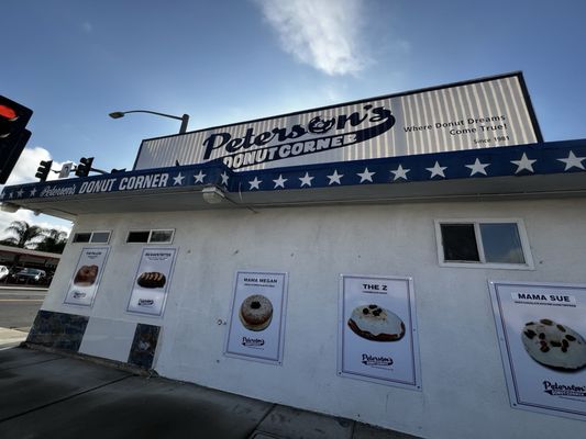Peterson's Donut Corner by null