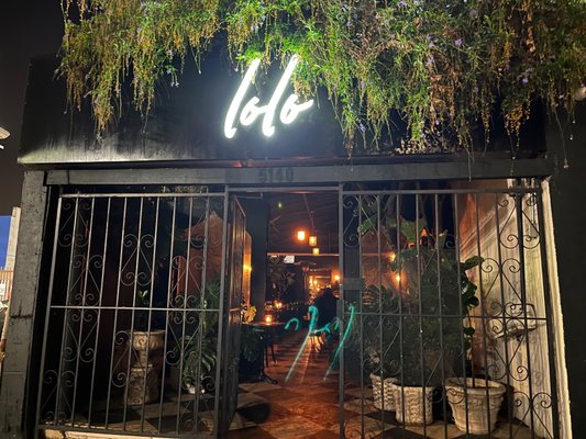 lolo wine bar by null