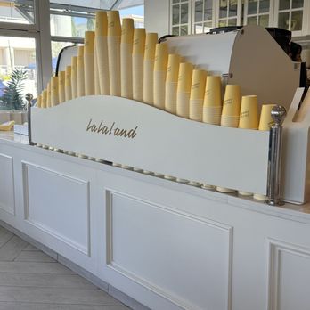 La La Land - Coffee & Tea Near Me - Santa Monica, California La La Land - Coffee & Tea Near Me - Santa Monica, California