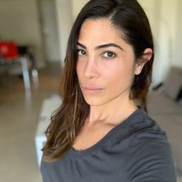 Tulin did not over-arch my brows; nor did she flatten them out.