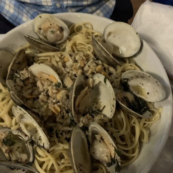 Cucina Bella - Linguine and Clams - Italian Near Me - Algonquin, Illinois