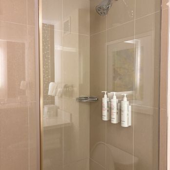 Marriott Marquis Washington, DC - Shower in two double room - Hotels Near Me - Washington, DC, District of Columbia Marriott Marquis Washington, DC - Shower in two double room - Hotels Near Me - Washington, DC, District of Columbia
