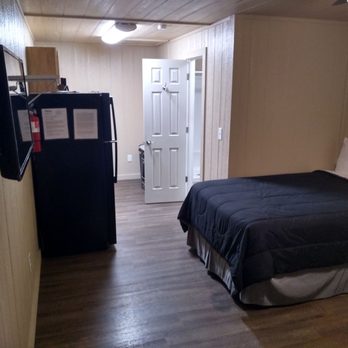7 Oaks Lodging - Hotels Near Me - San Angelo, Texas
