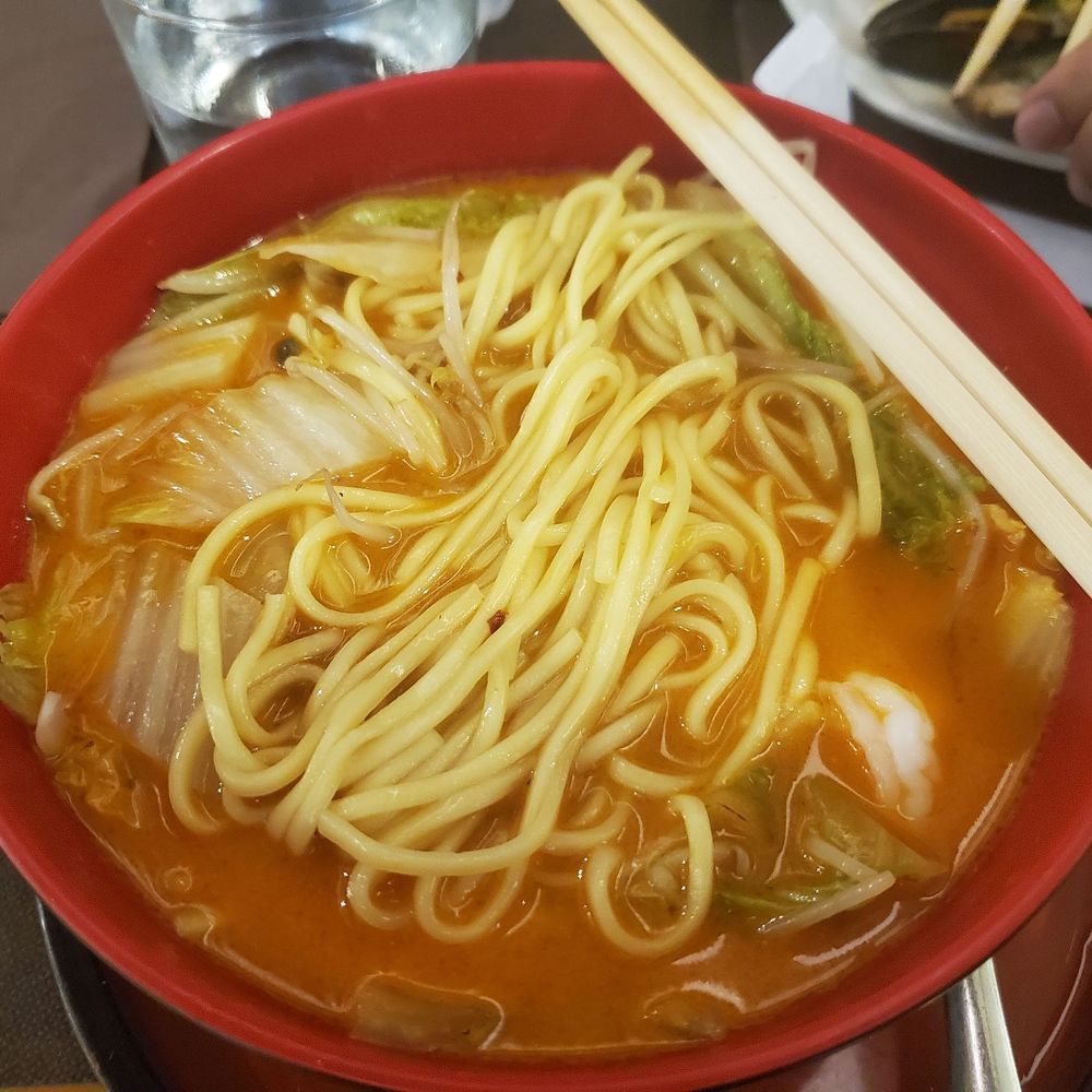 Dragone D'Oriente - Korean Seafood Spicy Noodle Soup (heh gave Fiancé the mussels) - Dim Sum Near Me - Venezia, VE Dragone D'Oriente - Korean Seafood Spicy Noodle Soup (heh gave Fiancé the mussels) - Dim Sum Near Me - Venezia, VE