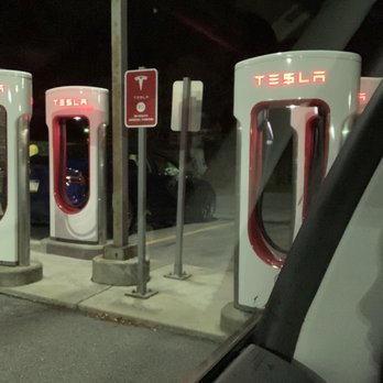 Tesla Supercharger - Arrived here at 12:48am. No bathrooms available. This is hidden behind Wendy's and Verizon. - EV Charging Stations Near Me - Somerset, Pennsylvania Tesla Supercharger - Arrived here at 12:48am. No bathrooms available. This is hidden behind Wendy's and Verizon. - EV Charging Stations Near Me - Somerset, Pennsylvania
