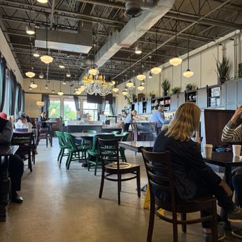 Black Cup - Seating area - Coffee & Tea Near Me - Anchorage, Alaska
