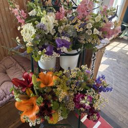 These were the most stunning bouquets! $25 is a steal!