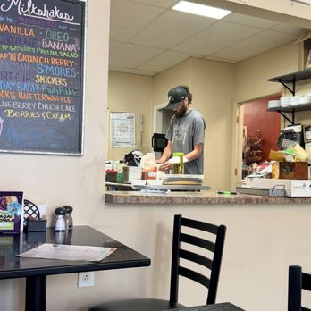 Quality Time & Carry Out - American Near Me - New Brighton, Pennsylvania