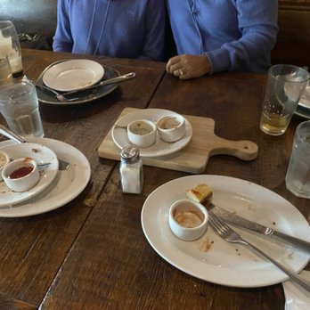 Hart & Crown Tavern - We cleaned our plates. Wonderful meal. - British Near Me - Madison, Georgia