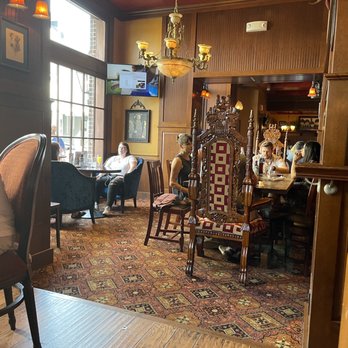 The Pub - Our room - Pubs Near Me - Nashville, Tennessee The Pub - Our room - Pubs Near Me - Nashville, Tennessee