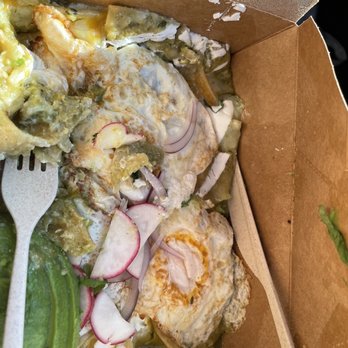 El Rincon Dorado - Chilaquiles with Eggs and Green Sauce - Mexican Near Me - Bridgeport, Connecticut El Rincon Dorado - Chilaquiles with Eggs and Green Sauce - Mexican Near Me - Bridgeport, Connecticut