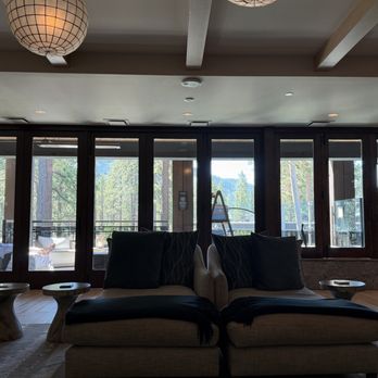 Spa Edgewood - Relaxation room - Day Spas Near Me - Stateline, Nevada Spa Edgewood - Relaxation room - Day Spas Near Me - Stateline, Nevada