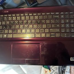 Damaged keyboard
(July 2022) Damaged keyboard
(July 2022)
