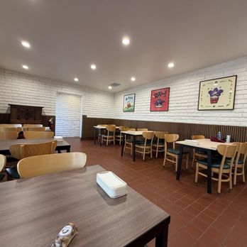 GoGoMa - Seating area - Korean Near Me - Fullerton, California GoGoMa - Seating area - Korean Near Me - Fullerton, California