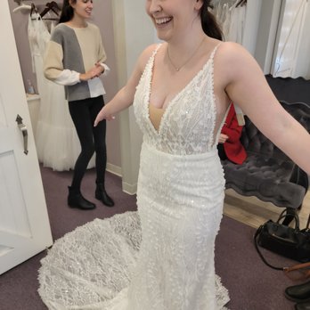 Bucci's Bridal - Bridal Near Me - Pewaukee, Wisconsin