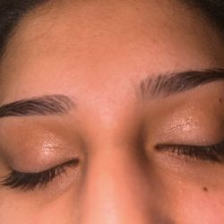 Hollywood Eyebrow Threading - Uneven ahh brows