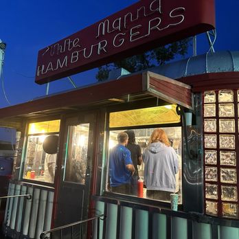 White Manna - Burgers Near Me - Hackensack, New Jersey