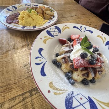 Sunny's Cafe - Waffle & eggs with bacon - Breakfast & Brunch Near Me - Rancho Cucamonga, California Sunny's Cafe - Waffle & eggs with bacon - Breakfast & Brunch Near Me - Rancho Cucamonga, California