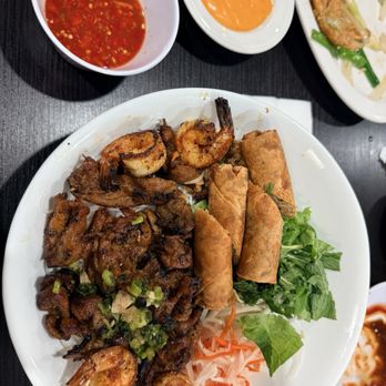 Sizzling Saigon - Vermicelli with BBQ pork, shrimp, and egg rolls - Vietnamese Near Me - Santee, California