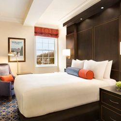 Hotel Saranac, Curio Collection by Hilton - Guest room amenity