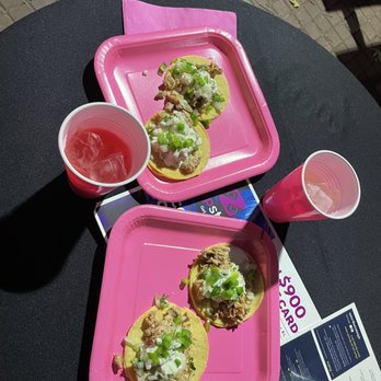 El Beso - Bars Near Me - Edmonton, Alberta