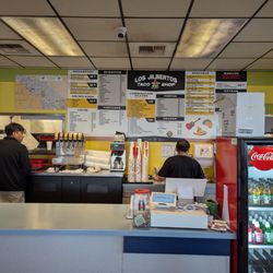 Los Jilbertos - Front Counter