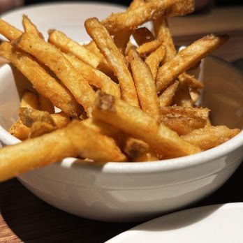 BJ's Restaurant & Brewhouse - New American Near Me - Pearland, Texas
