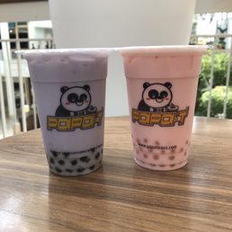 Rose Milk Tea W/ Strawberry