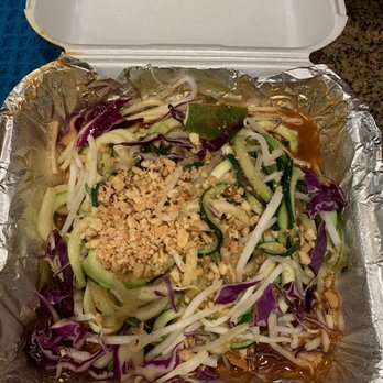 Mina's Cafe - Zucchini noodle pad Thai - Thai Near Me - Salem, Oregon