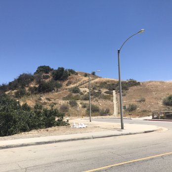 Steep Canyon Trailhead - Street parking/stair entrance - Hiking Near Me - Diamond Bar, California