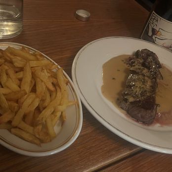 La Bourse et la Vie - Steak frites - French Near Me - Paris, 75 La Bourse et la Vie - Steak frites - French Near Me - Paris, 75