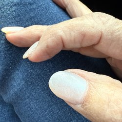 California Nails & Day Spa