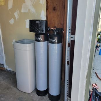 Purifyx - RainSoft EC4 and QRS water treatment systems in garage - Water Purification Services Near Me - North Highlands, California Purifyx - RainSoft EC4 and QRS water treatment systems in garage - Water Purification Services Near Me - North Highlands, California