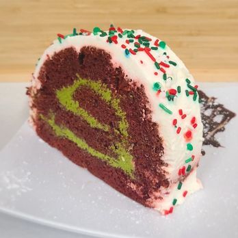 Las Americas Bakery - Christmas Swiss Roll - Bakeries Near Me - Gainesville, Florida Las Americas Bakery - Christmas Swiss Roll - Bakeries Near Me - Gainesville, Florida