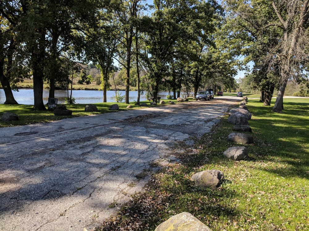 WAUBEDONIA PARK Updated September 2024 11 Photos W1155 Fredonia