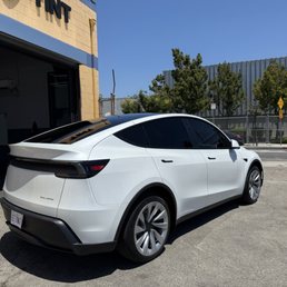 Model Y Juniper with Tint all around. Model Y Juniper with Tint all around.