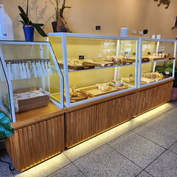 Zimo Bakery & Cafe - 1st Bakery Shelf - Bakeries Near Me - Tampa, Florida
