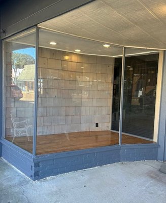 Glass Solutions for commercial and residential - Expert Glass Repairs — 20+ Years of Experience!

From cars and trucks to bulldozers and glass showers, trust your repairs to a local expert with two decades in the field. Quality craftsmanship, reliable service, and fair pricing. Proudly serving the community as a small business owner!

Call today for a free estimate!