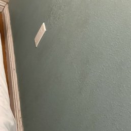Painting was probably done by amateurs or family members Painting was probably done by amateurs or family members