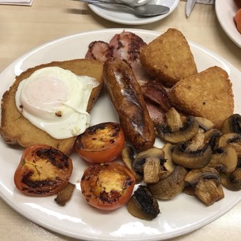 E Pellicci - Italian Near Me - London, XGL