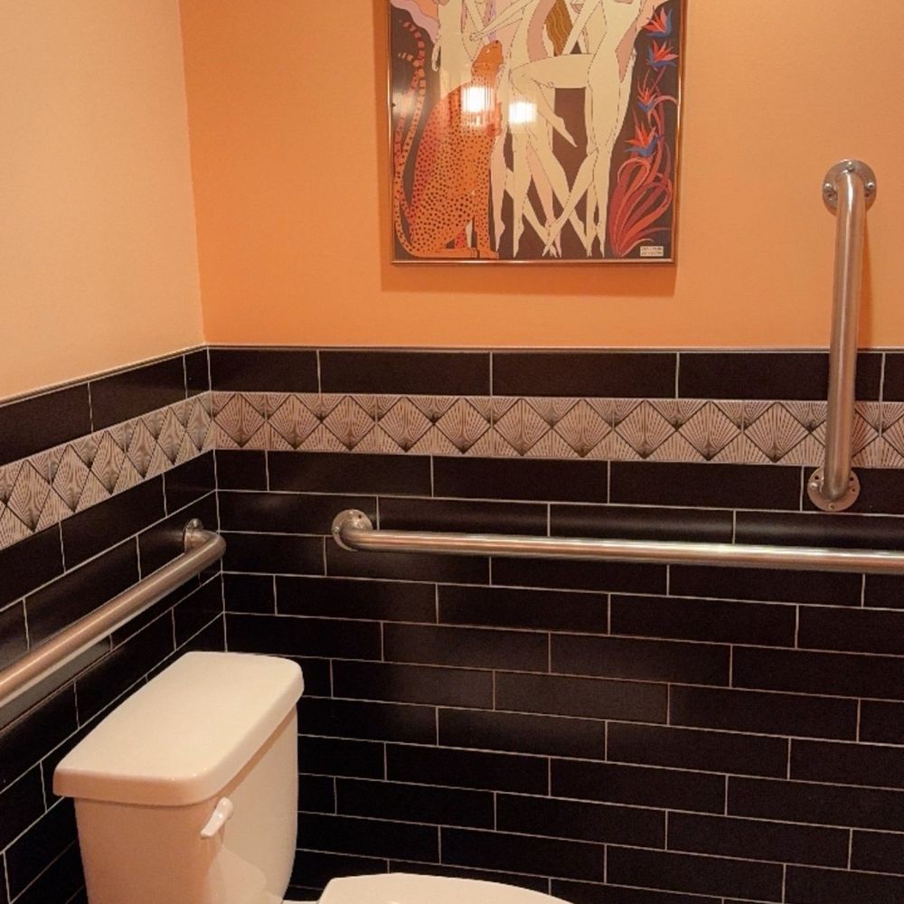 Cibus Chophouse - Bathroom - American Near Me - Hampton, Virginia