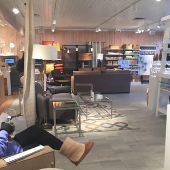 Crate & Barrel - Crate & Barrel of Newton -- Mall @ Chestnut Hill : 199 Boylston Street / Route 9, Chestnut Hill                 Interior - Furniture Stores Near Me - Chestnut Hill, Massachusetts