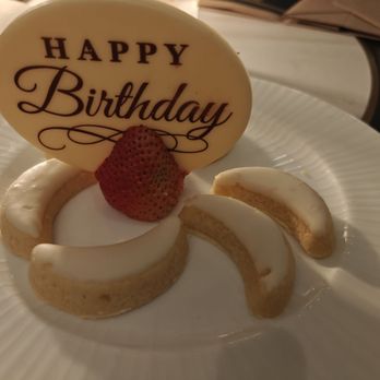 Maggiano's Little Italy - Lemon cookies for our birthdays - Italian Near Me - McLean, Virginia Maggiano's Little Italy - Lemon cookies for our birthdays - Italian Near Me - McLean, Virginia