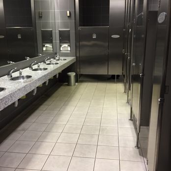 United Club - Terminal A - Airport Lounges Near Me - Houston, Texas